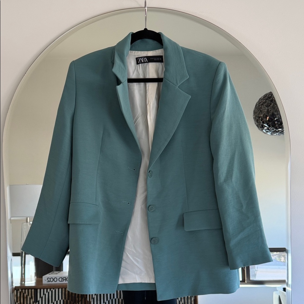 Zara Men's Aqua Blazer